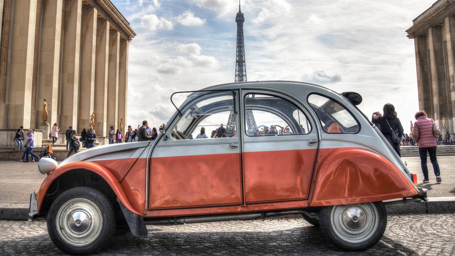 Mit der Ente durch Paris